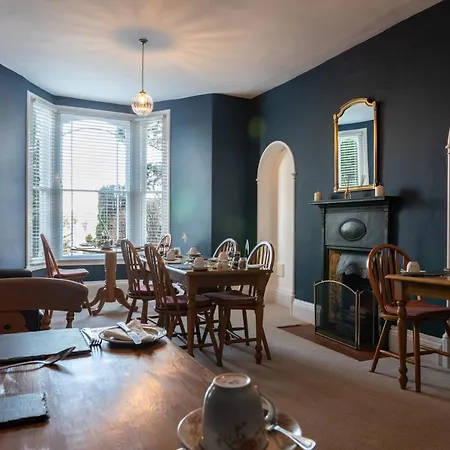 Ashleigh House לינה וארוחת בוקר