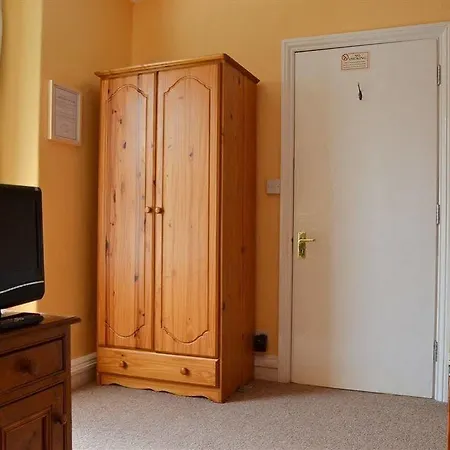 Panzió Ashleigh House 4*